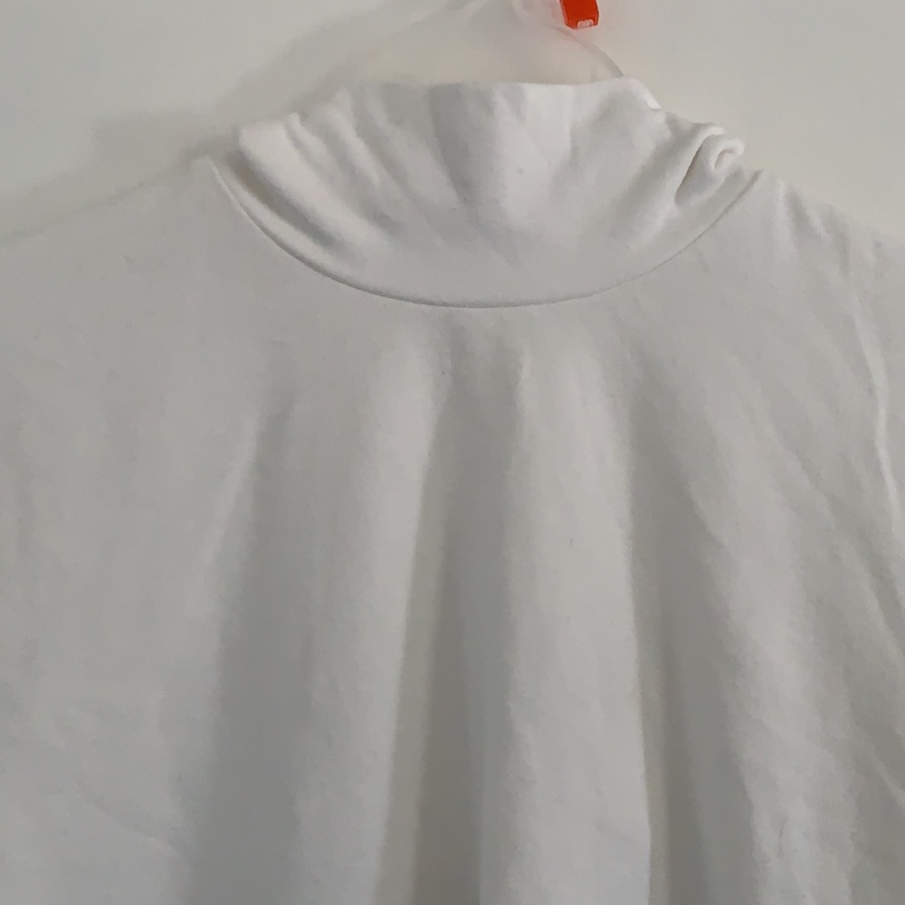 White turtle neck top - Picture 3 of 4